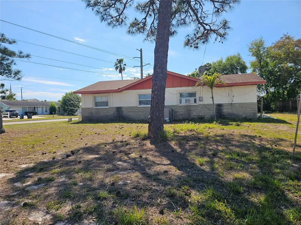 6508 1st Avenue W Bradenton FL 34209