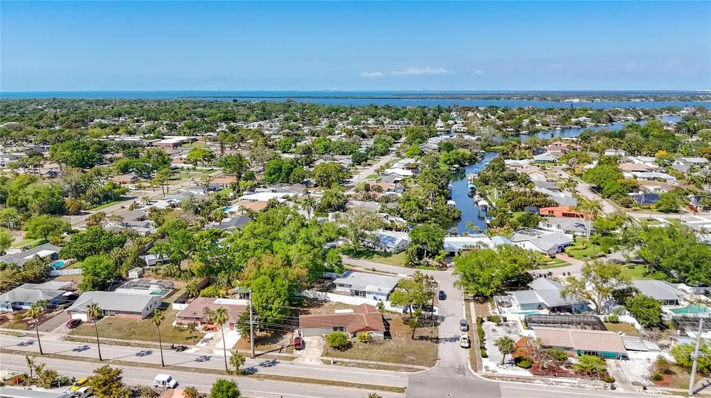 6508 1st Avenue W Bradenton FL 34209