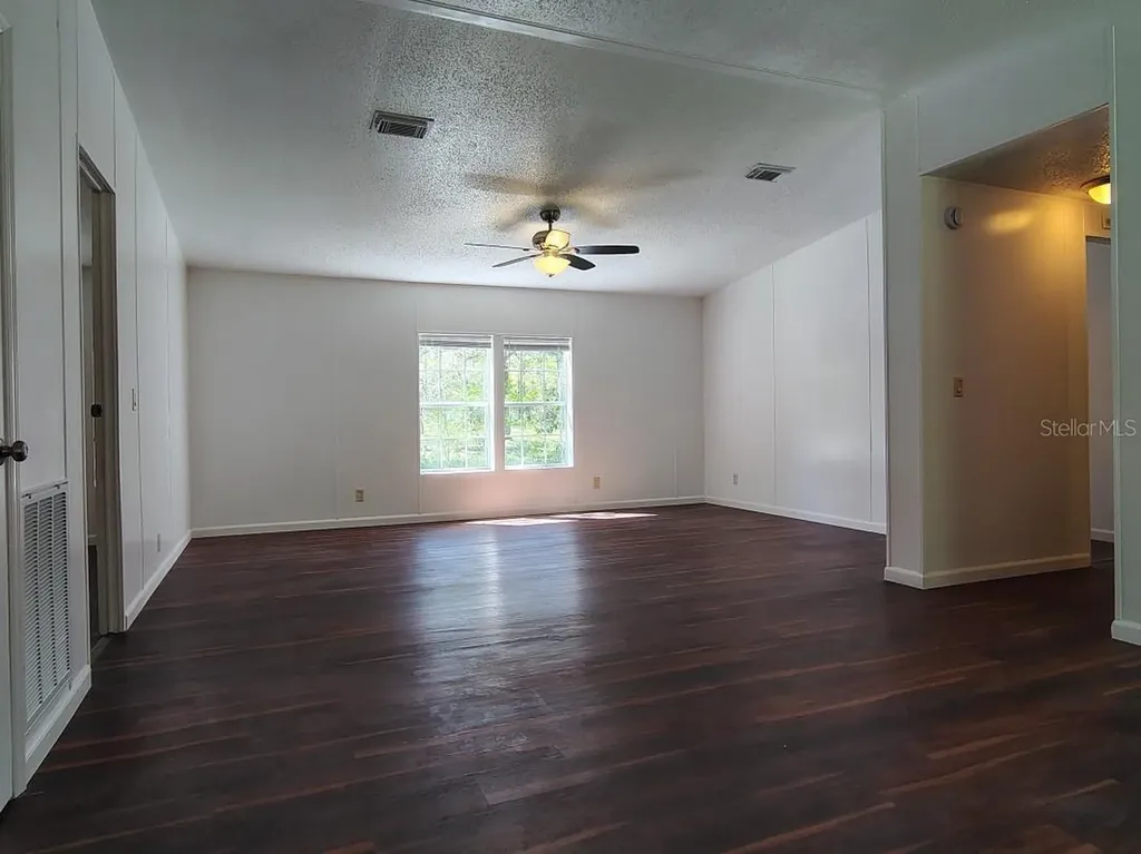 3440 Cr 656 Webster FL 33597