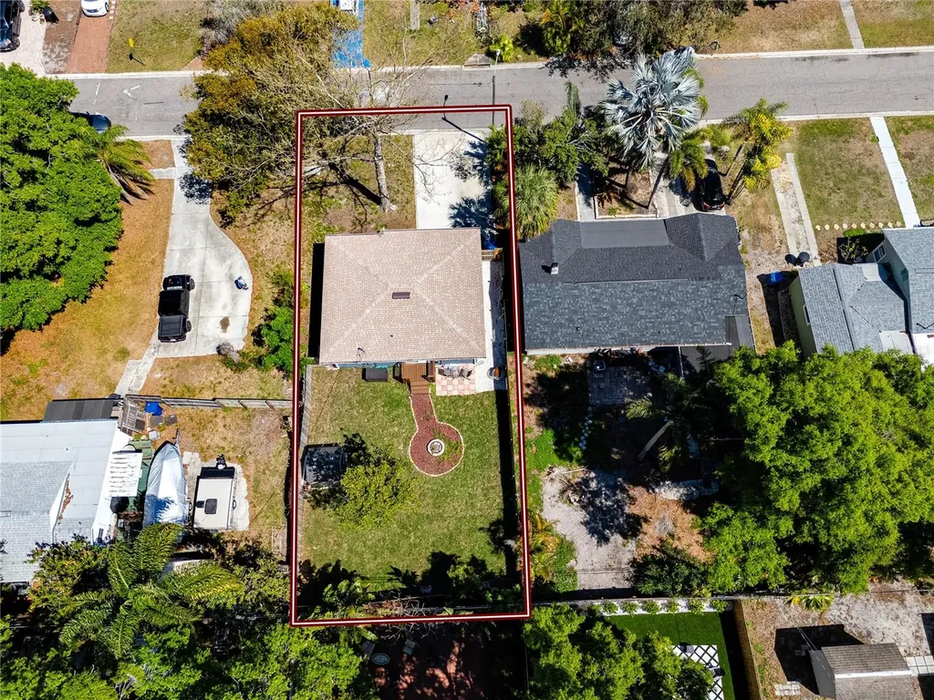 3626 Queen Street N St Petersburg FL 33713
