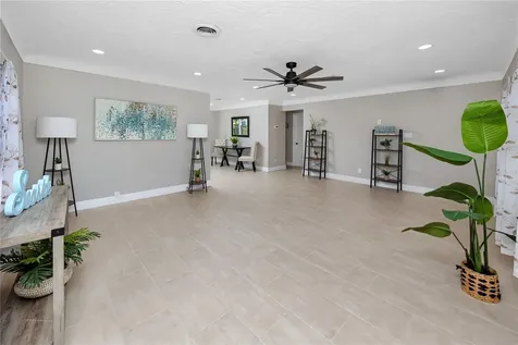 3626 Queen Street N St Petersburg FL 33713