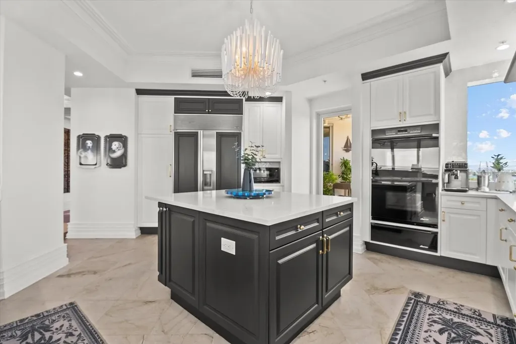 1300 Benjamin Franklin Drive Sarasota FL 34236