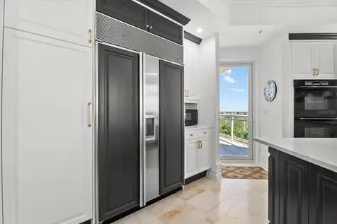 1300 Benjamin Franklin Drive Sarasota FL 34236