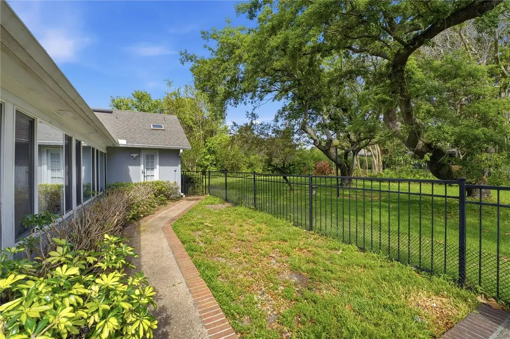 7141 Wooded Village Lane Orlando FL 32835