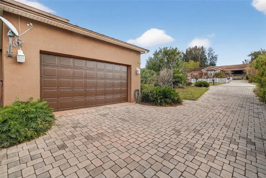 929 Carlton Avenue Lake Wales FL 33853