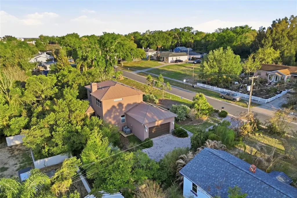 929 Carlton Avenue Lake Wales FL 33853