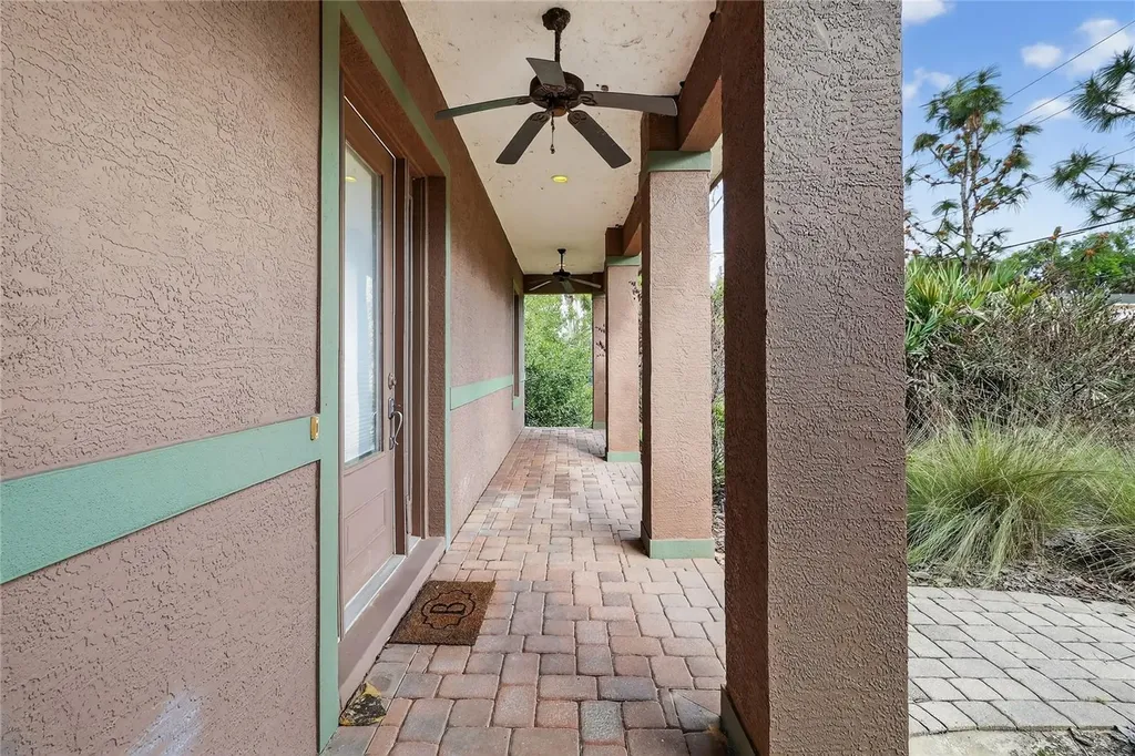 929 Carlton Avenue Lake Wales FL 33853