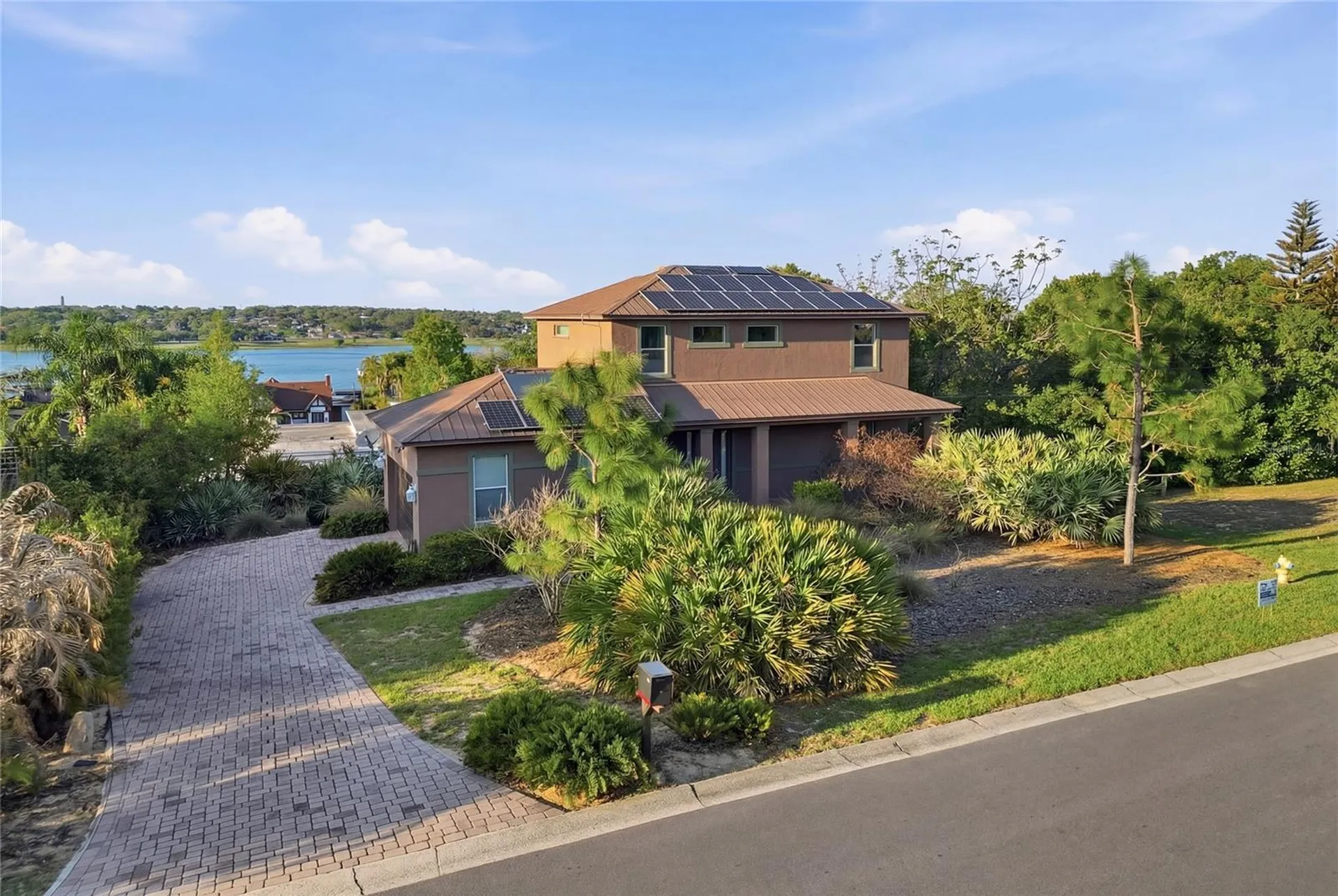 929 Carlton Avenue Lake Wales FL 33853