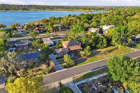 929 Carlton Avenue Lake Wales FL 33853