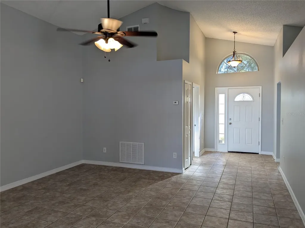 1020 Stonechapel Court Apopka FL 32712