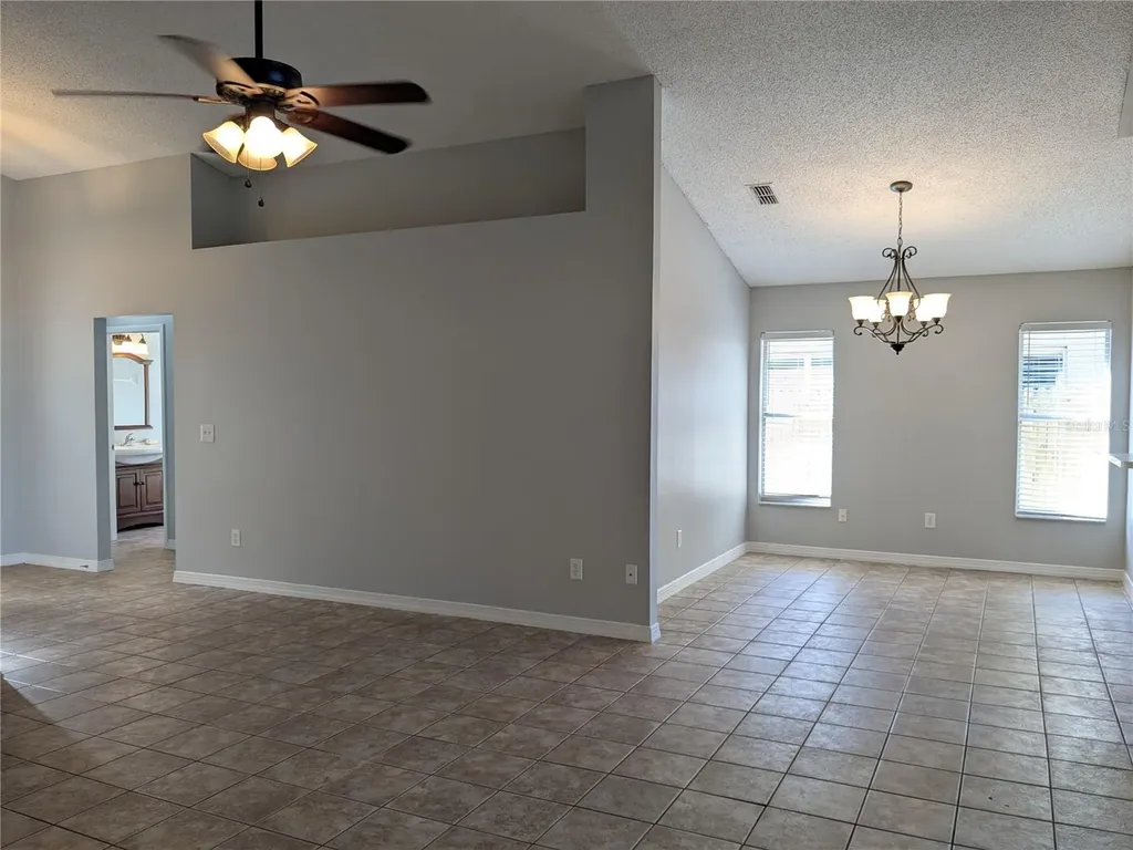 1020 Stonechapel Court Apopka FL 32712