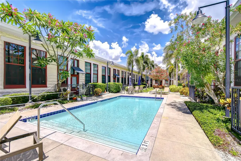 2001 E 2nd Avenue Tampa FL 33605