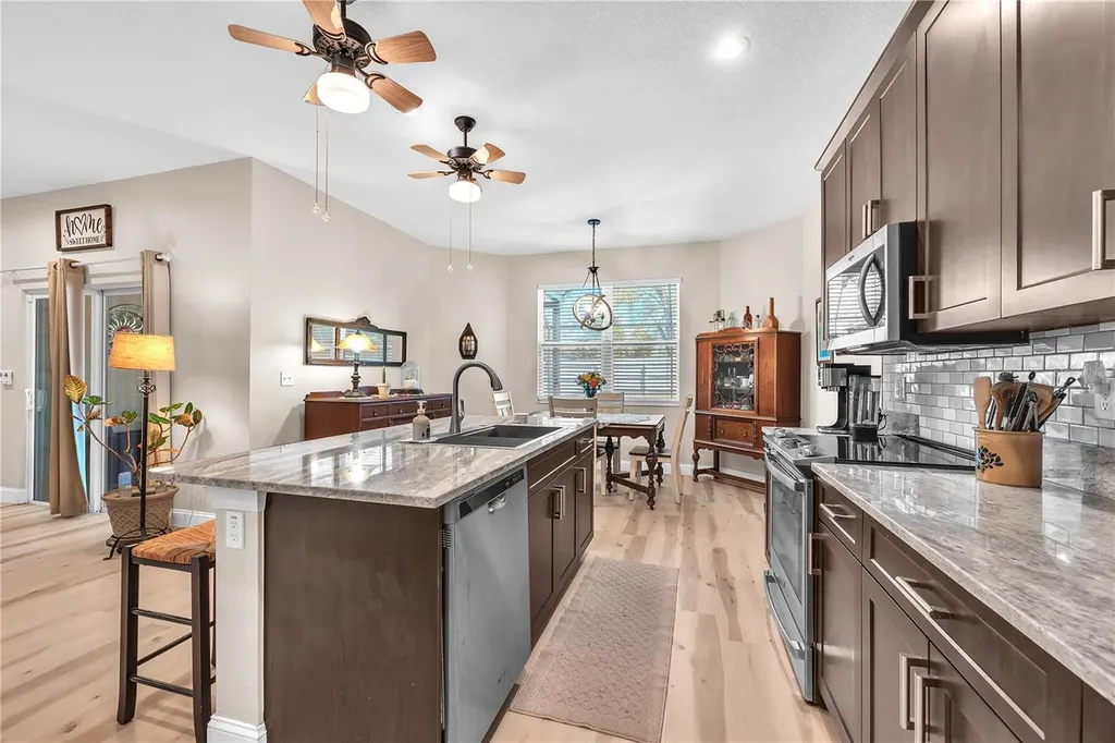 403 Morningside Drive Valrico FL 33594