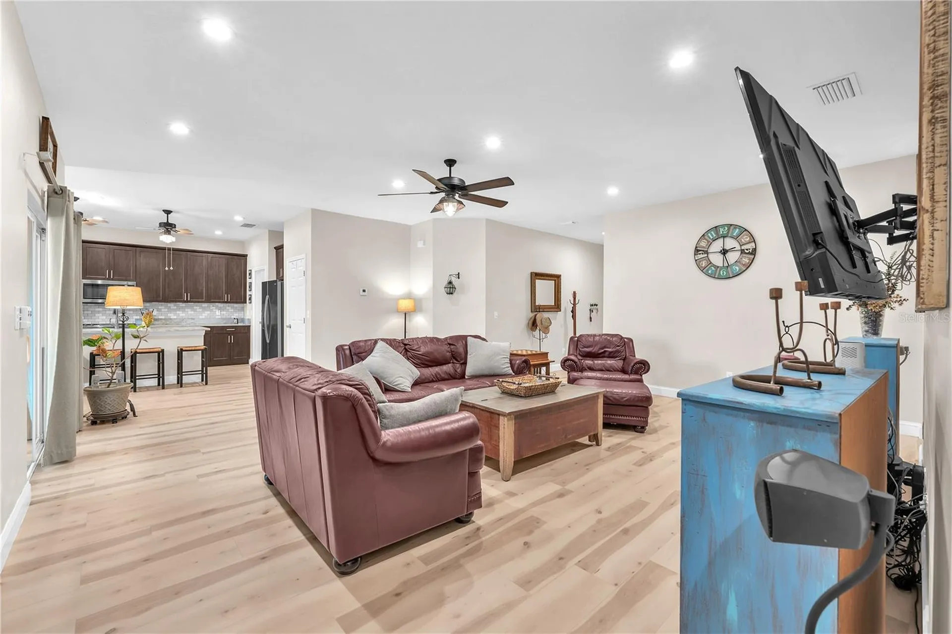 403 Morningside Drive Valrico FL 33594