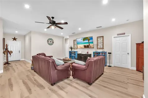 403 Morningside Drive Valrico FL 33594