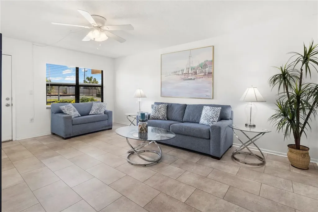 305 W 30th Avenue W Bradenton FL 34205