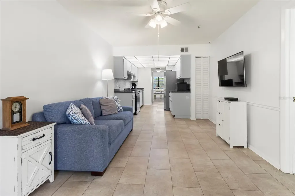 305 W 30th Avenue W Bradenton FL 34205