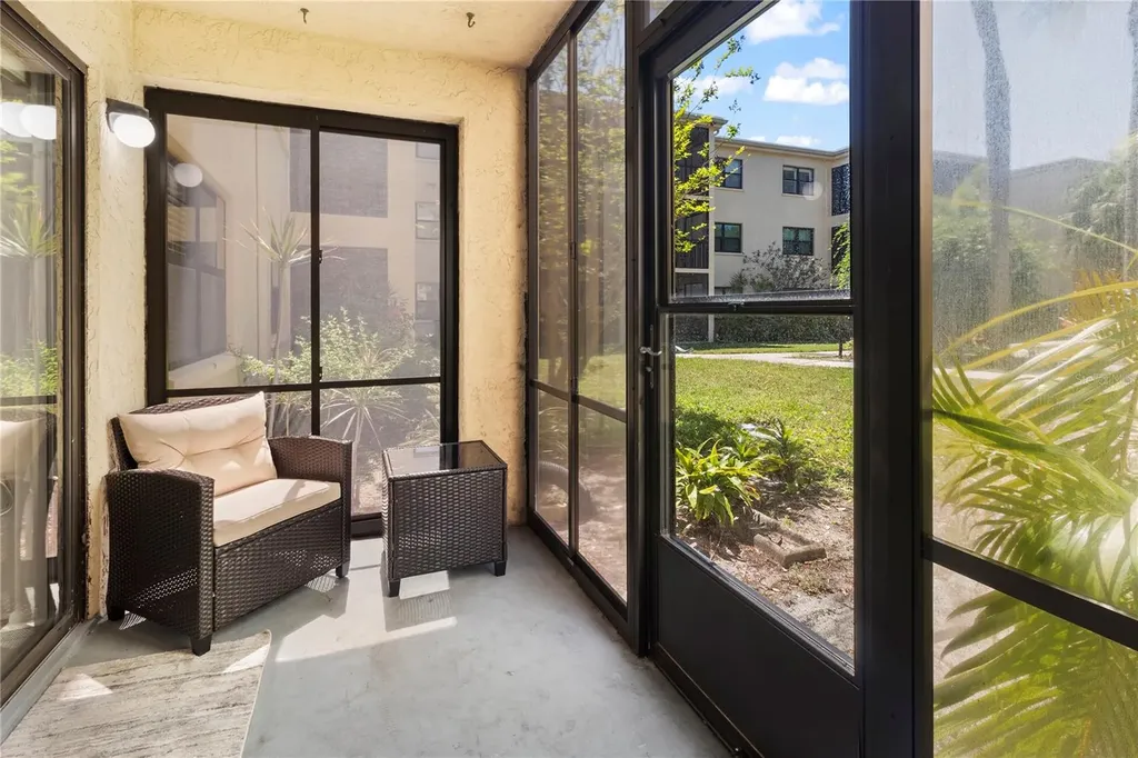 305 W 30th Avenue W Bradenton FL 34205