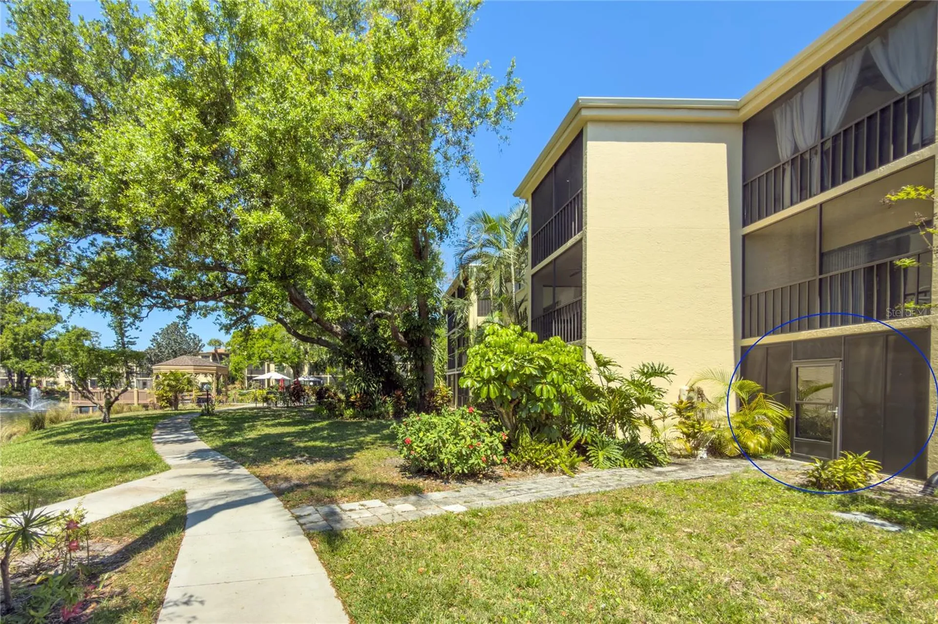 305 W 30th Avenue W Bradenton FL 34205