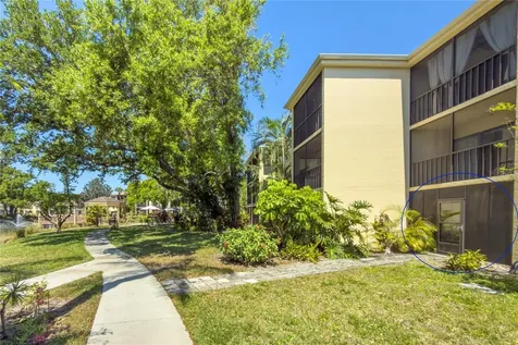 305 W 30th Avenue W Bradenton FL 34205