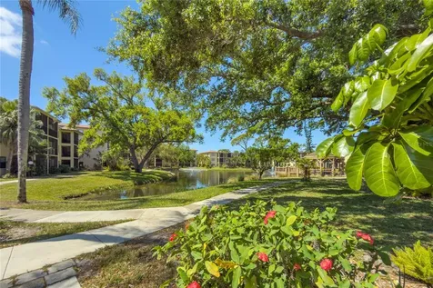 305 W 30th Avenue W Bradenton FL 34205