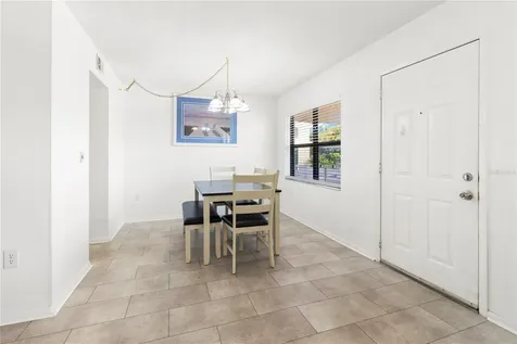 305 W 30th Avenue W Bradenton FL 34205