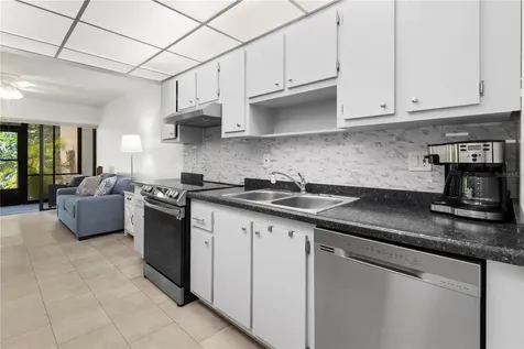 305 W 30th Avenue W Bradenton FL 34205