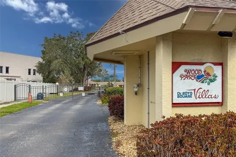 305 W 30th Avenue W Bradenton FL 34205