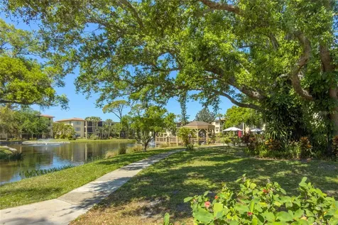 305 W 30th Avenue W Bradenton FL 34205