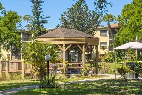305 W 30th Avenue W Bradenton FL 34205