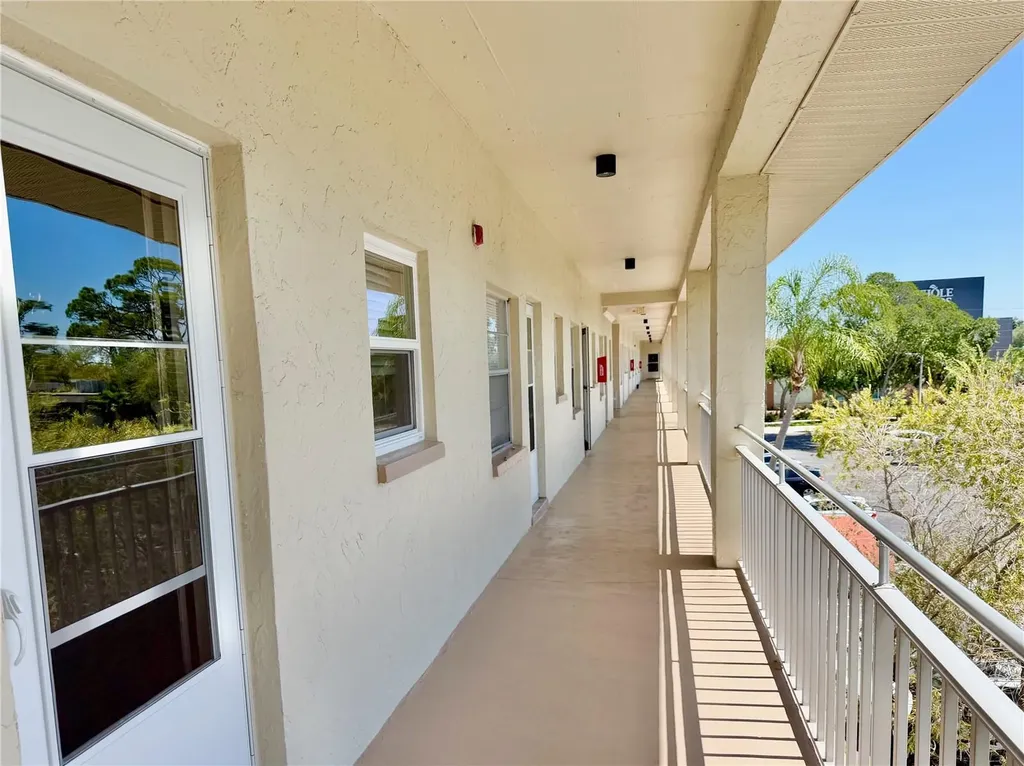 4000 3rd Street N St Petersburg FL 33703