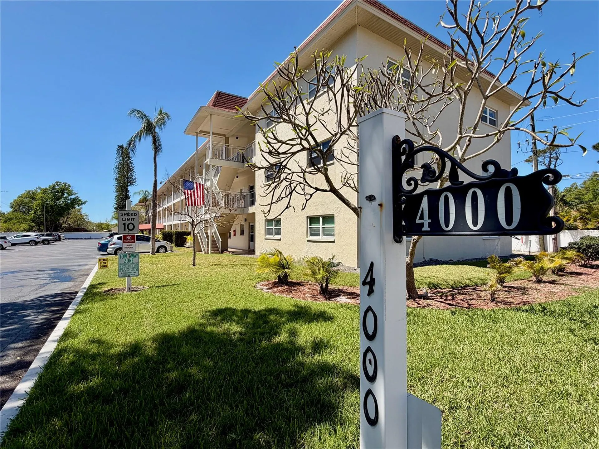 4000 3rd Street N St Petersburg FL 33703
