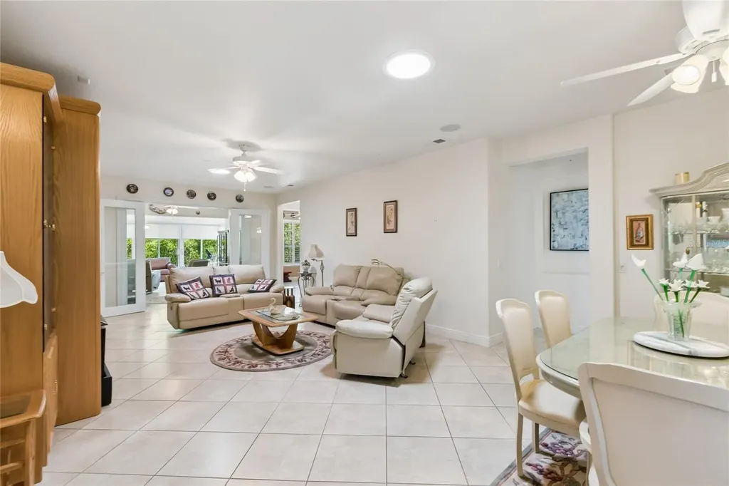 457 Palos Verde Place Kissimmee FL 34759