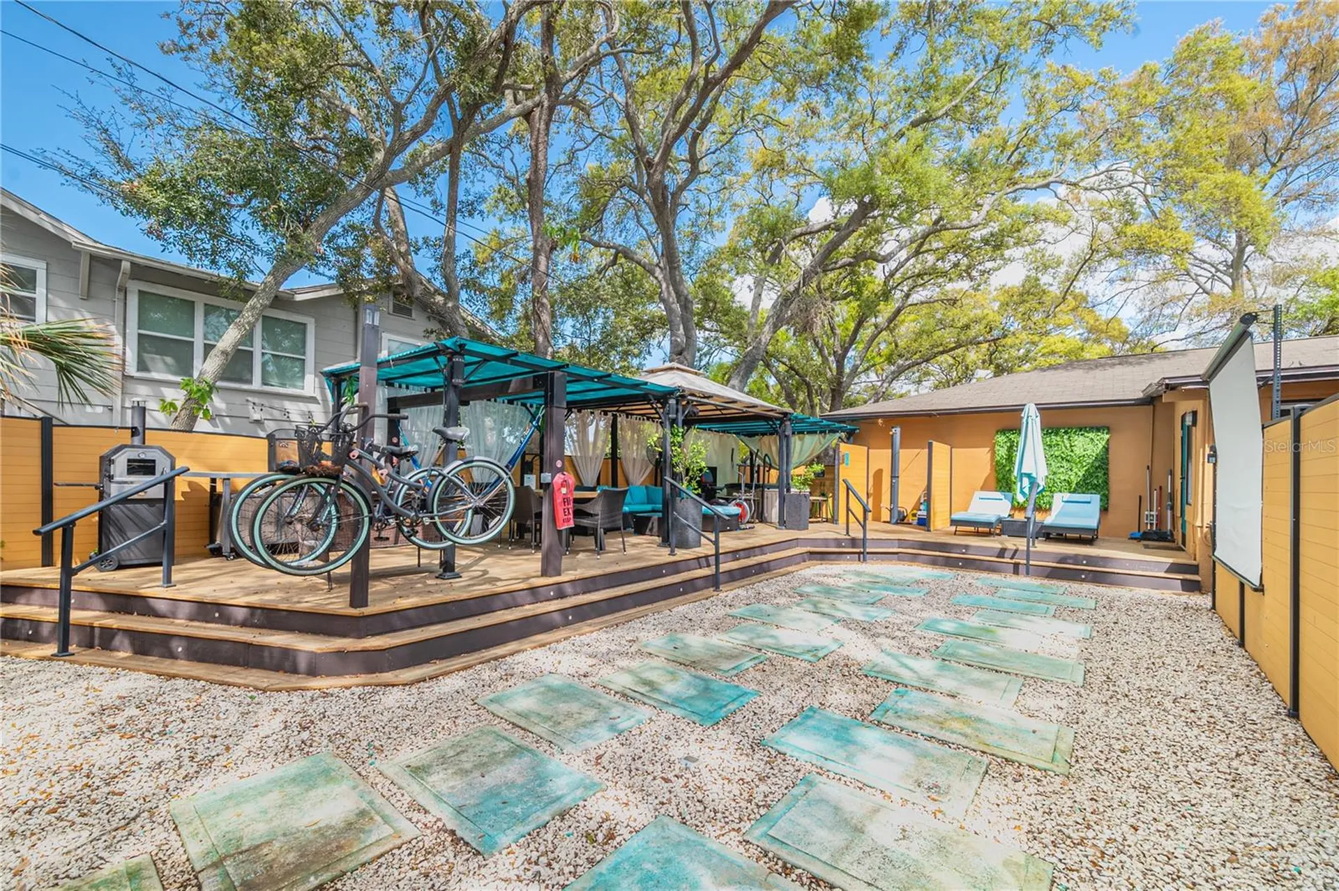 7410 5th Avenue N St Petersburg FL 33710