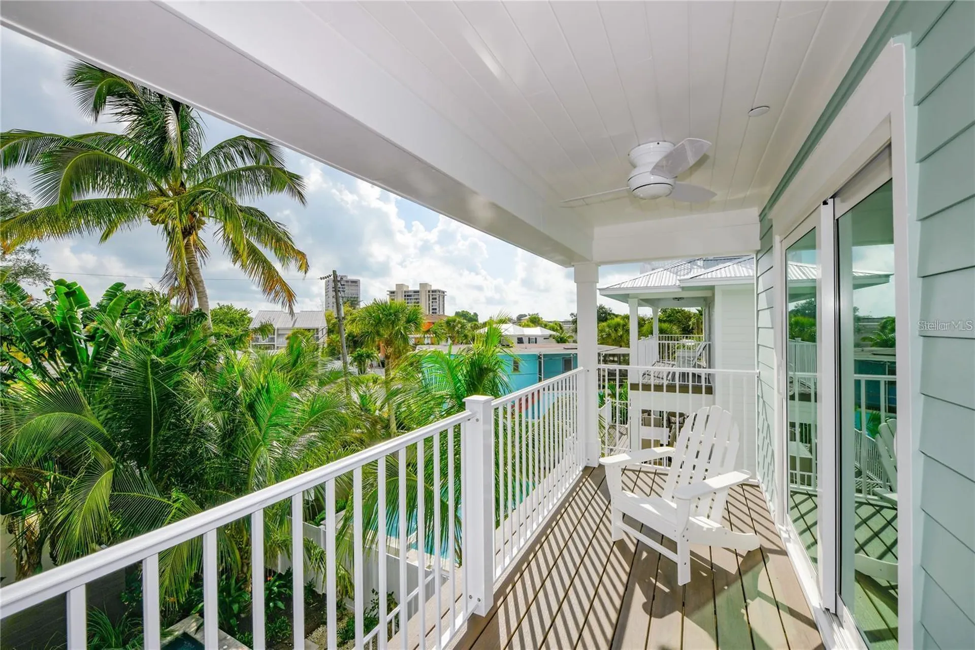 336 Avenida De Mayo Sarasota FL 34242