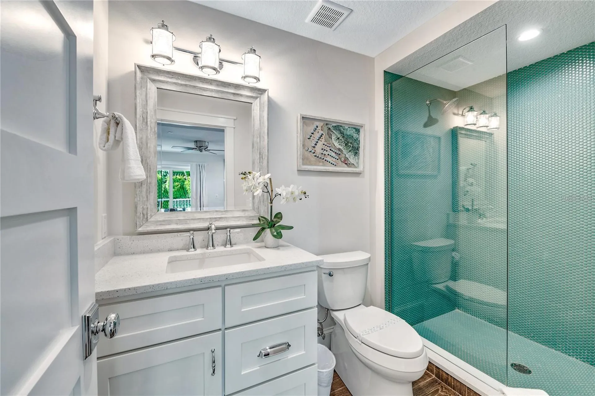 336 Avenida De Mayo Sarasota FL 34242