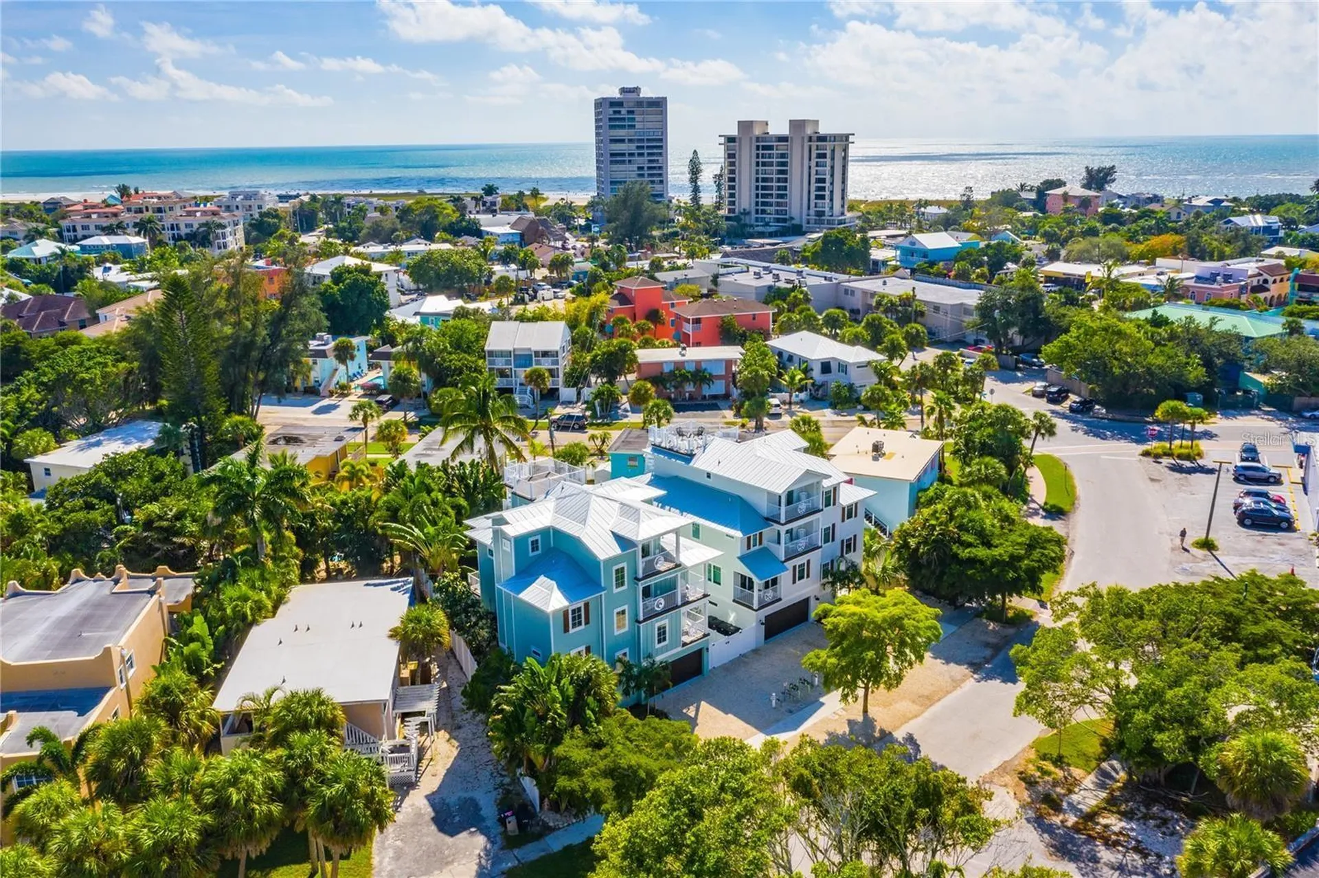 336 Avenida De Mayo Sarasota FL 34242