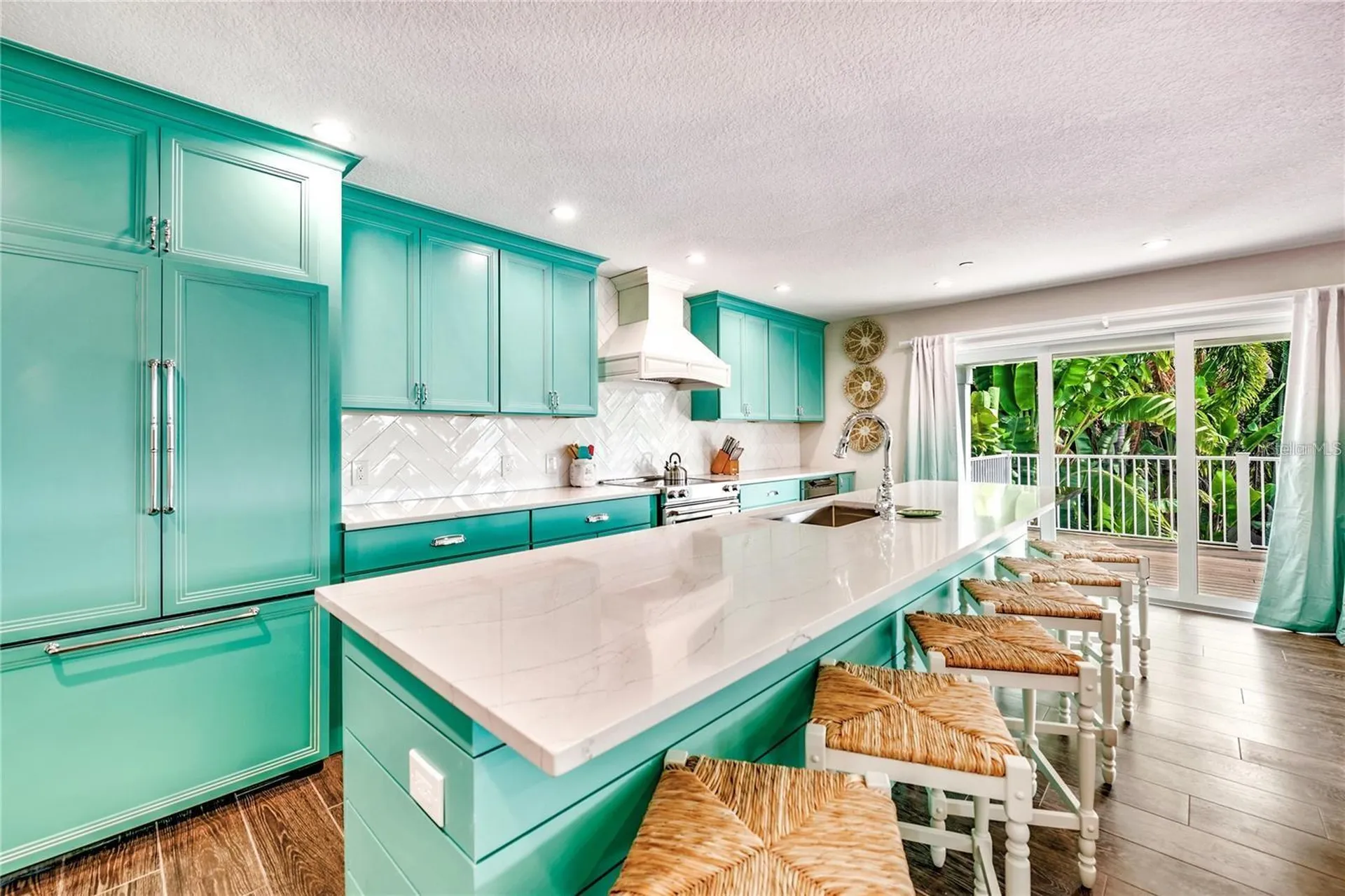 336 Avenida De Mayo Sarasota FL 34242