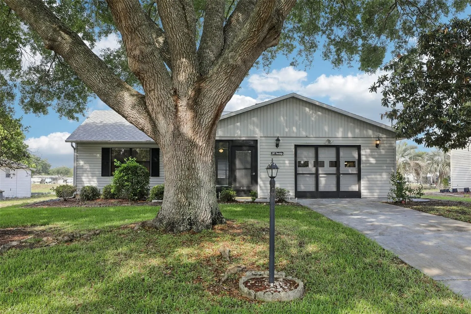 1907 Tweed Court Leesburg FL 34788