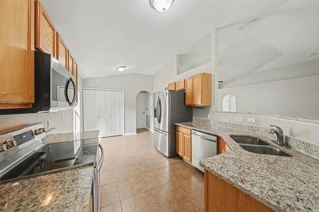 2212 Nicollett Way Leesburg FL 34748
