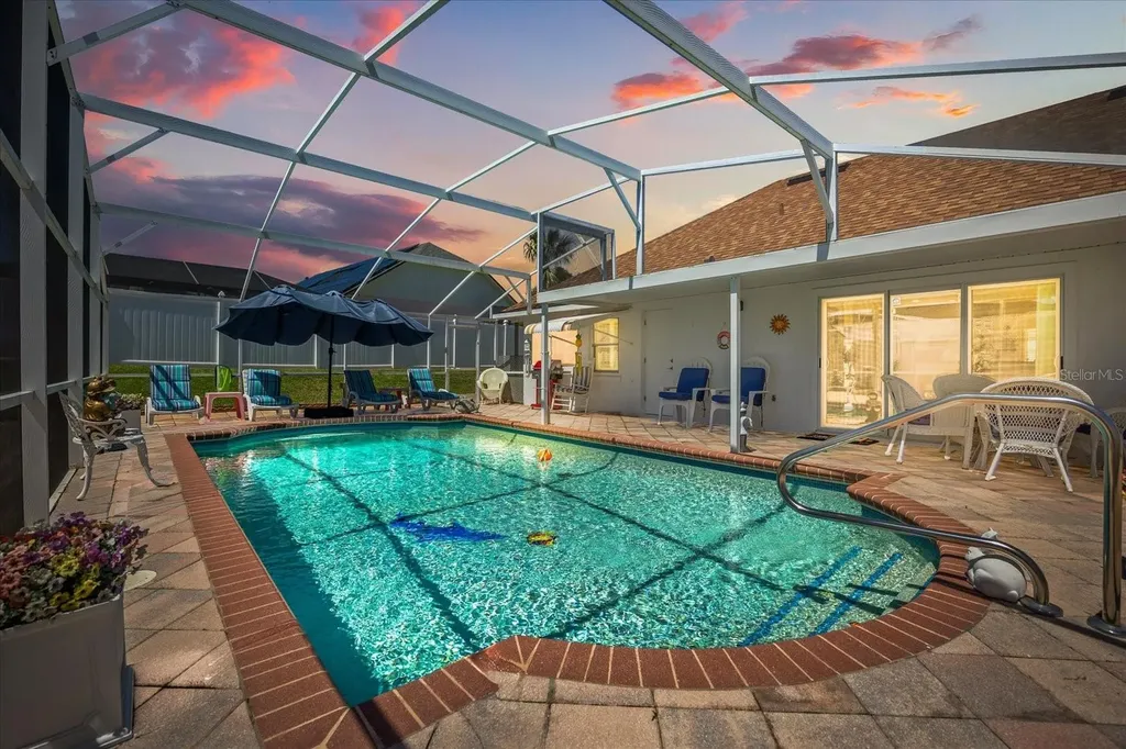 5501 Loma Vista Drive E Davenport FL 33896