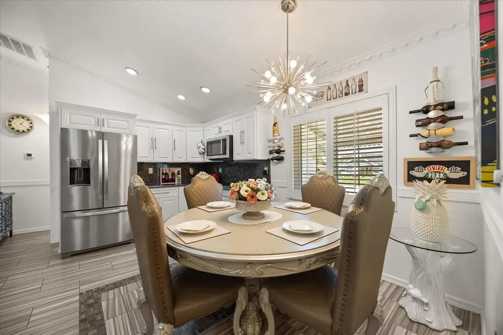 5501 Loma Vista Drive E Davenport FL 33896
