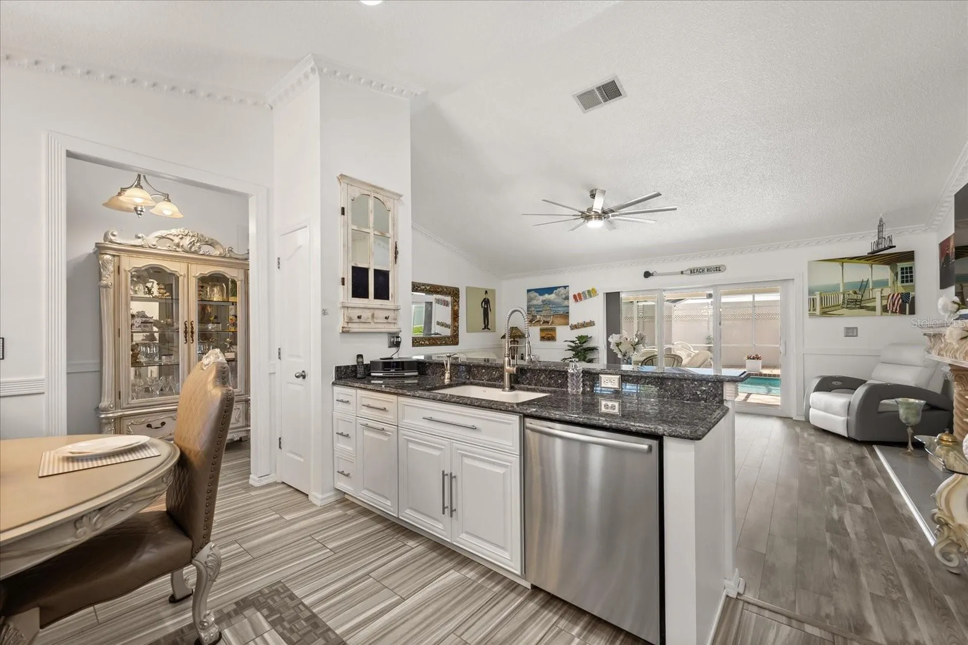 5501 Loma Vista Drive E Davenport FL 33896