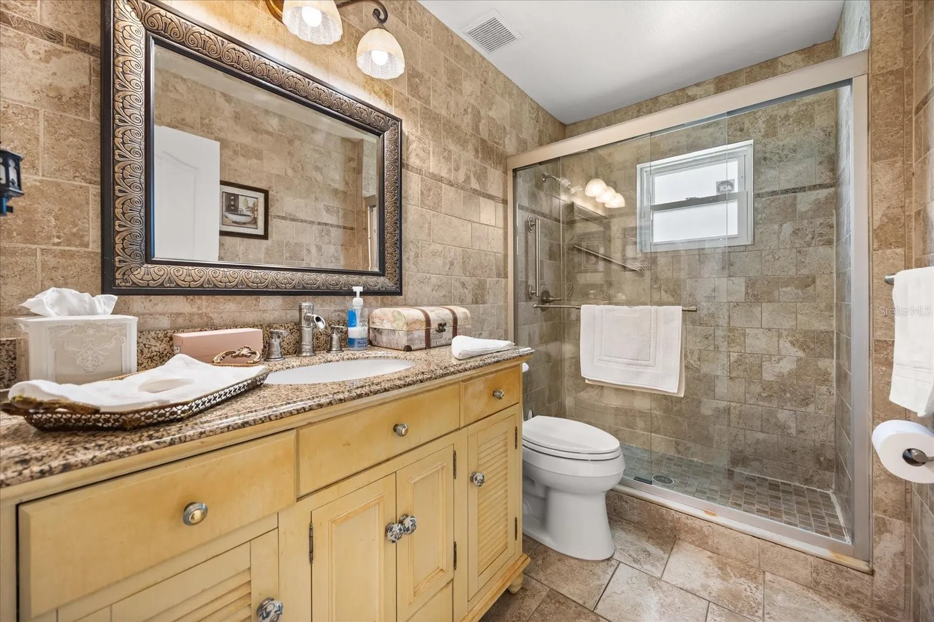 5501 Loma Vista Drive E Davenport FL 33896