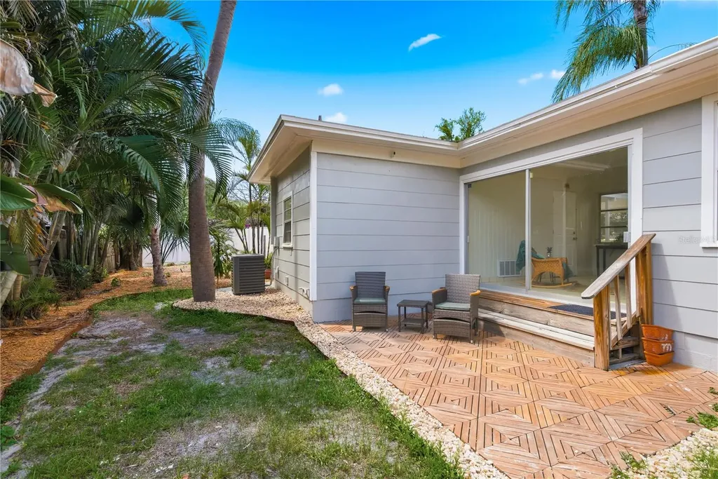 1757 Magnolia Drive Clearwater FL 33756