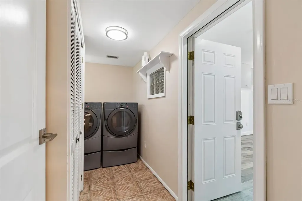 11670 81st Place Seminole FL 33772