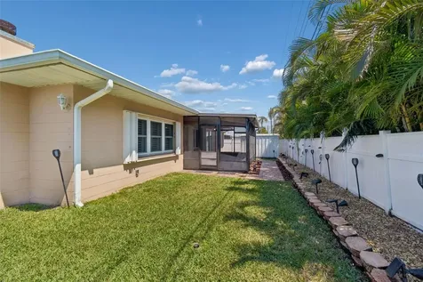 11670 81st Place Seminole FL 33772