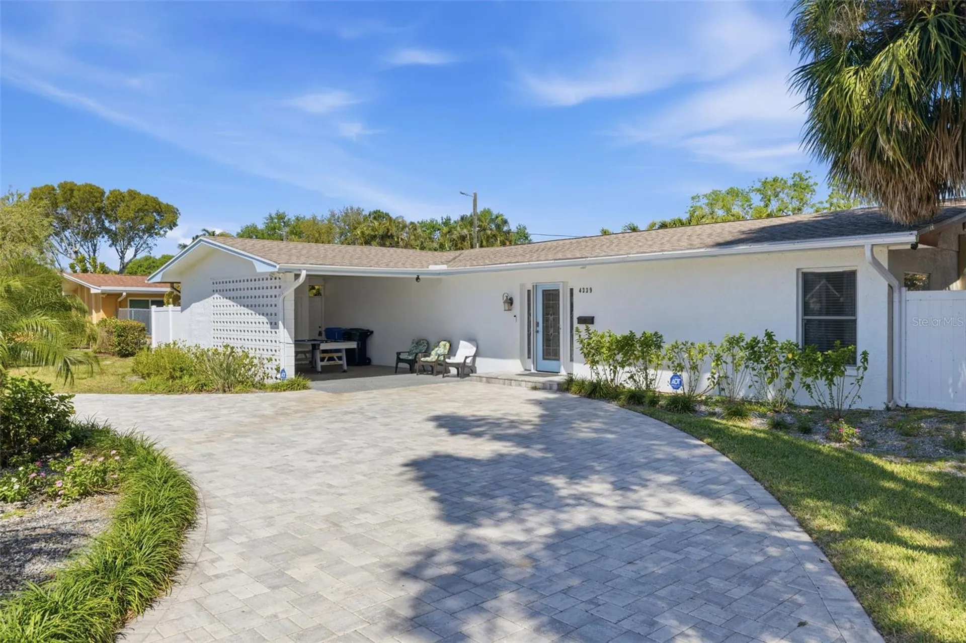 4339 50th Avenue S St Petersburg FL 33711