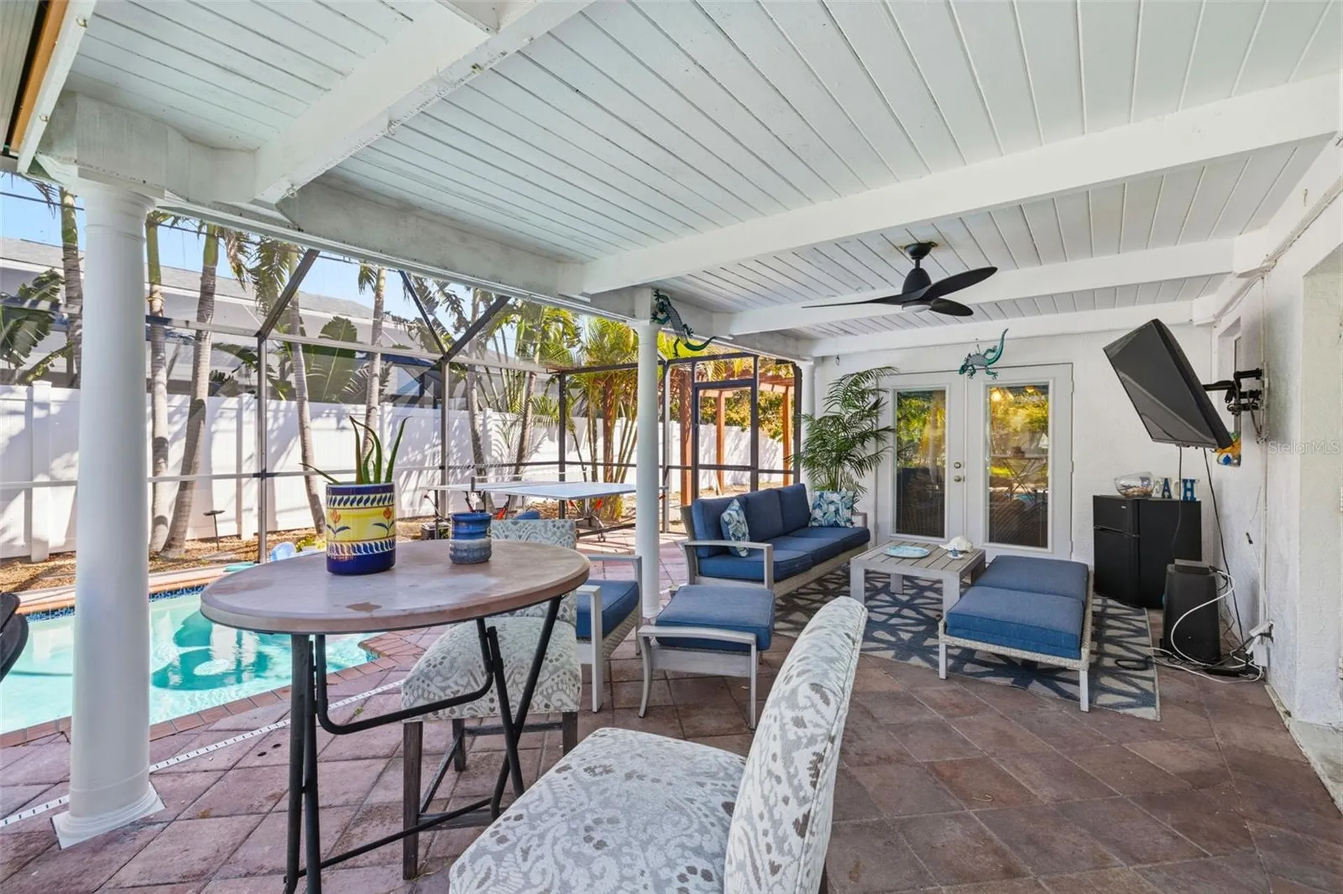 4339 50th Avenue S St Petersburg FL 33711