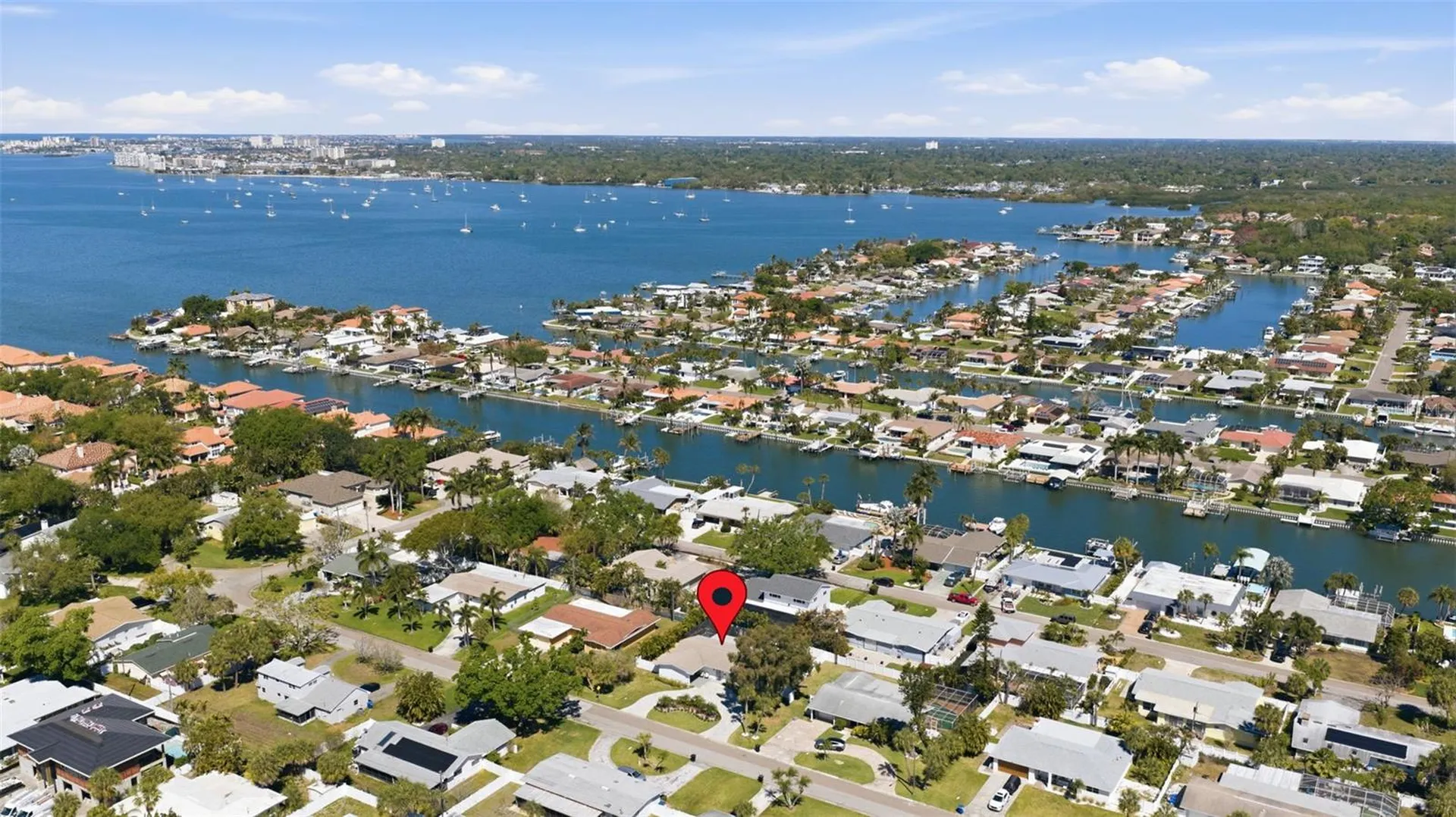 4339 50th Avenue S St Petersburg FL 33711